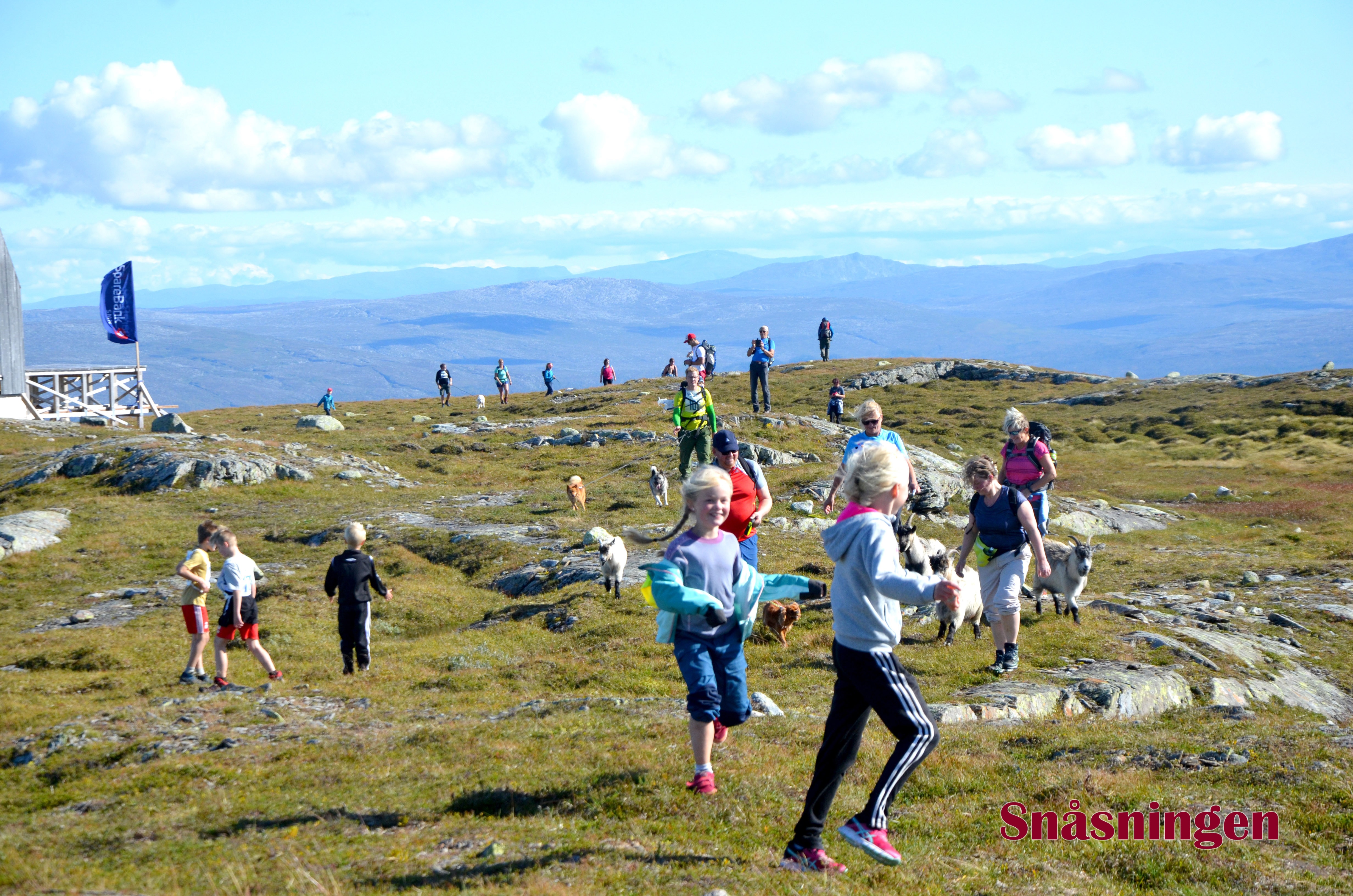 Mens vi venter på Andorfjellet Opp 2018